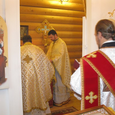 Священник Максим Василюк и диакон Владислав Серков.